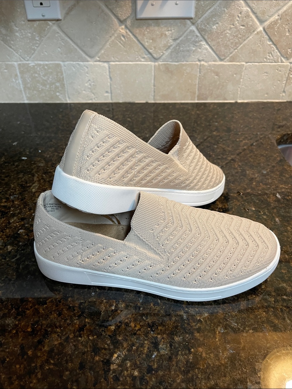 Sonoma Slip-On Knit Sneakers - Light Beige